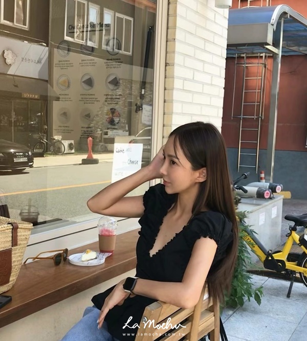 澎袖深V領澎下擺性感上衣
